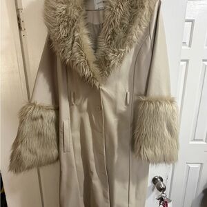 Forever 21 Cream Teddy Jacket with Faux Fur Trim Xl not belt.